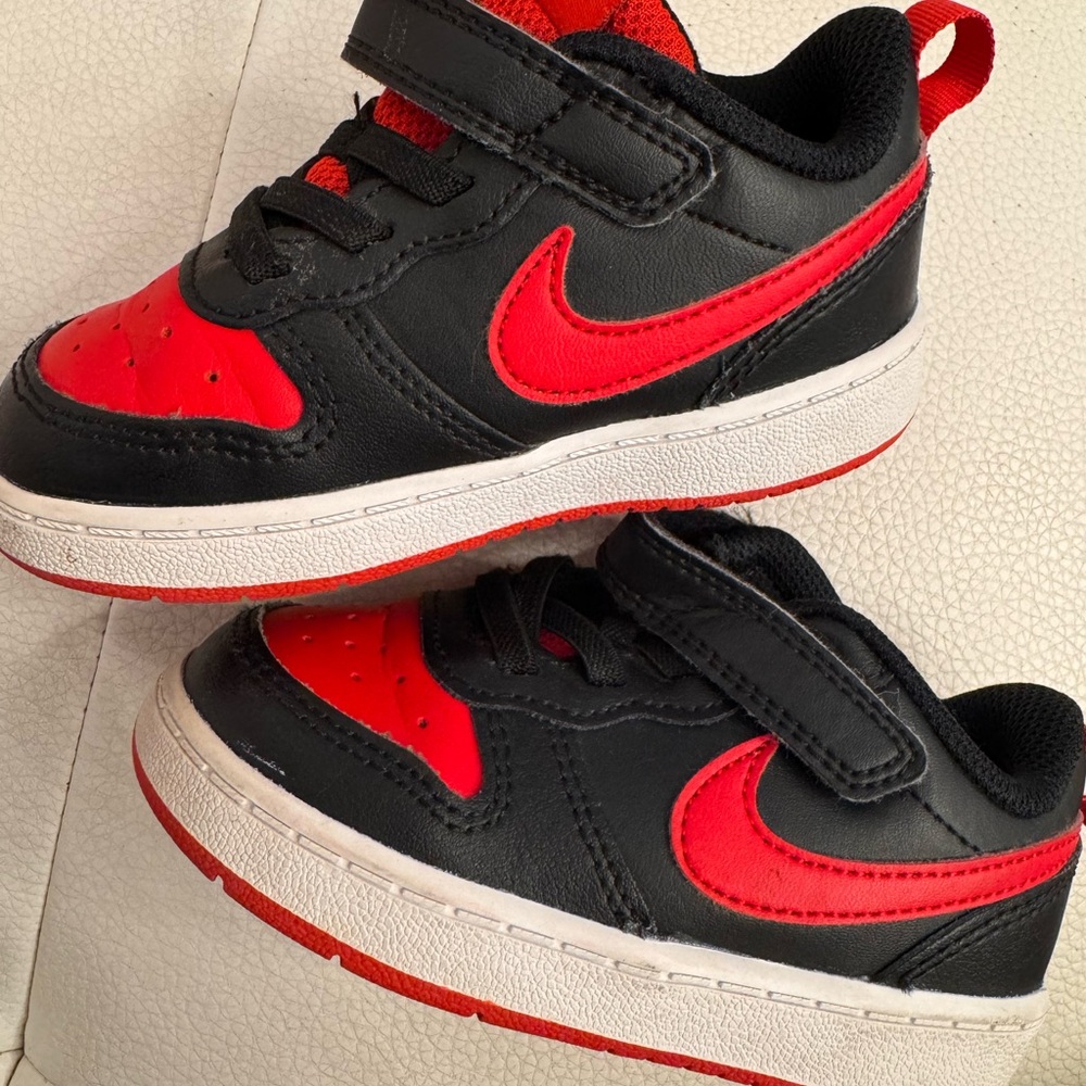 Nike Kids Black and Red Shoes